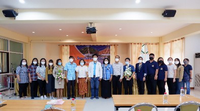 ร่วมแสดงความยินดีต้อนรับครูวัลลภ ธรรมรัตนาภรณ์ และครูขนิษฐารอดพงษ์ ย้ายมาดำรงตำแหน่งครู วิทยาลัยเทคนิคอุทัยธานี