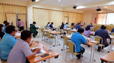ประชุมคณะกรรมการประเมินสิ่งประดิษฐิ์ของคนรุ่นใหม่ "นวัตกรรมอาชีวศึกษาเพื่อแก้ปัญหาความยากจน"ประจำปีการศึกษา 2564 ระดับอาชีวศึกษาจังหวัด