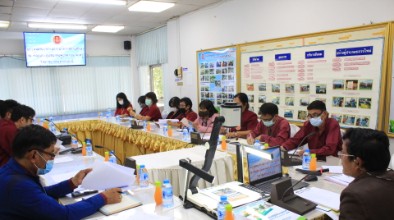 ประชุมคณะกรรมการสถานศึกษา
