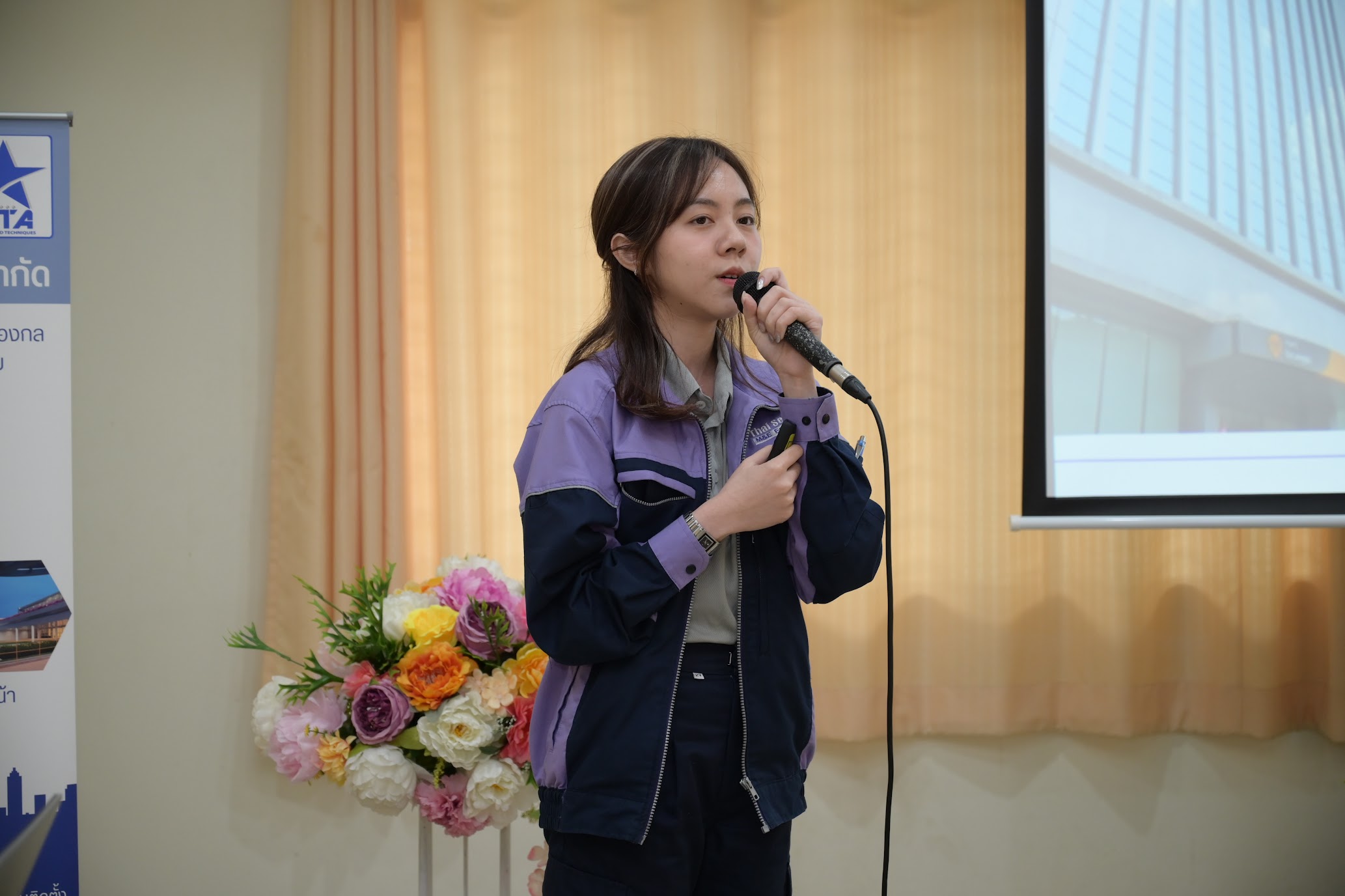 อบรมและศึกษาดูงาน ตามโครงการวิจัยราชประศาสนศาสตร์สองสมัย (องก์สอง) และ