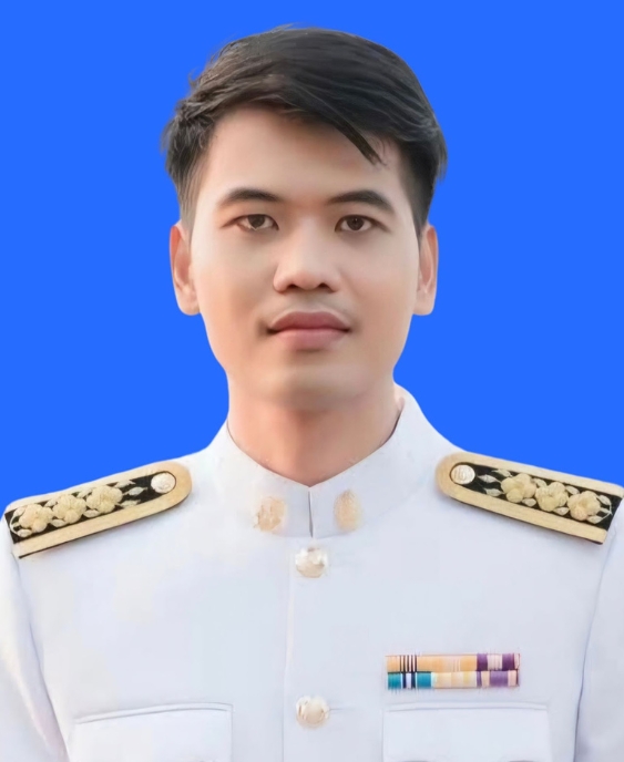 นายวรวิช ปั้นจันทร์