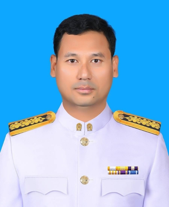 นายมงคลชัย  จิตรสมัย